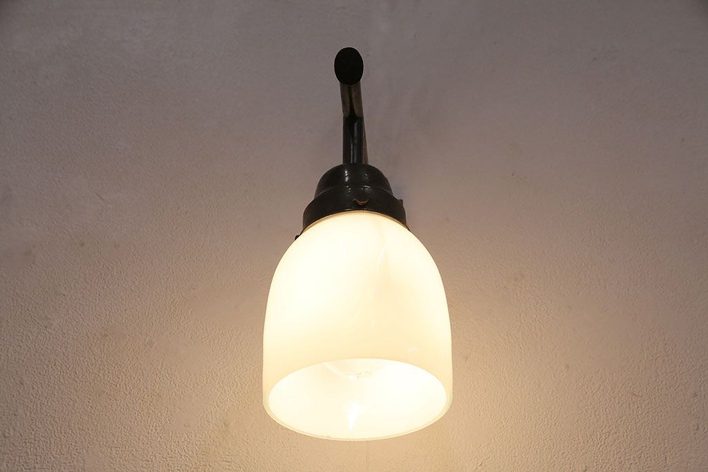 アンティーク照明　竹のデザインが和の趣を醸し出すウォールランプ(壁掛け照明、壁付け照明)(R-048725)