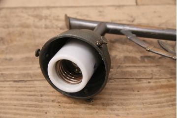 アンティーク照明　竹のデザインが和の趣を醸し出すウォールランプ(壁掛け照明、壁付け照明)(R-048725)