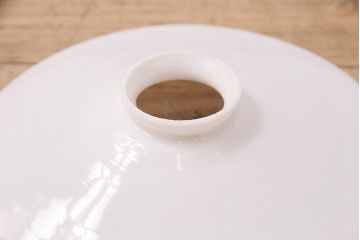 アンティーク照明　ノスタルジックな雰囲気を醸し出す平笠シェードの吊り下げ照明(ペンダントライト、天井照明、電笠)(R-048726)