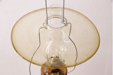 昭和レトロ　色ガラスがレトロな雰囲気を高めるビンテージオイルランプ(石油ランプ、洋燈、吊り下げランプ)(R-048727)
