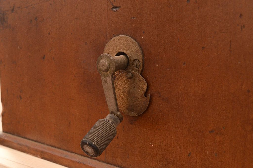 アンティーク雑貨　昭和32年　沖電気工業　20回線1号単紐共電式交換機(電話機)(R-048731)