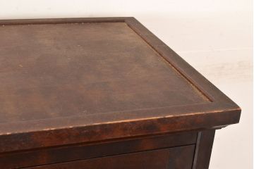 中古　北海道民芸家具　HM165K　洗練された佇まいが高級感漂う食器棚(カップボード、キャビネット、サイドボード、サイドキャビネット)(定価約43万円)(R-048732)