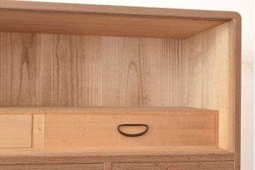 中古　上質な和を演出してくれる国産高級桐箪笥(定価約90万円)(和タンス、衣装箪笥、引き出し、桐たんす)(R-048733)