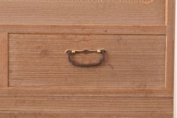 中古　上質な和を演出してくれる国産高級桐箪笥(定価約90万円)(和タンス、衣装箪笥、引き出し、桐たんす)(R-048733)