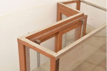 昭和レトロ　珍しいデザイン!　斜めL字型のガラスケース(ショーケース、陳列棚)(R-048736)