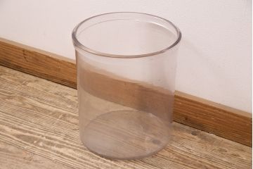 アンティーク雑貨　使い方いろいろ!!お洒落なディスプレイに活躍のガラスビン(ガラス瓶、フラワーベース)(R048755)
