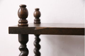 アンティーク家具　ナラ材　和製では珍しい!!高級感漂うツイストレッグのオープンラック(飾り棚、陳列棚)(R-48760)