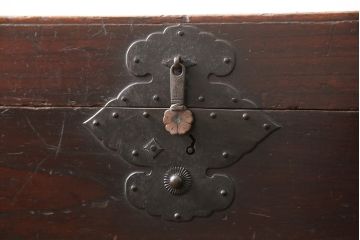 和製アンティーク　総桐材　明治期の古い長持(箪笥、収納箱)(R-048763)
