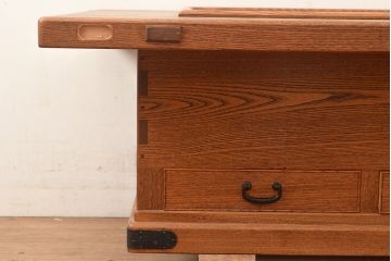 中古　民芸家具　総ケヤキ材　置いてあるだけで和の雰囲気が高まる関西火鉢(囲炉裏、長火鉢、座卓、ローテーブル)(R-048764)