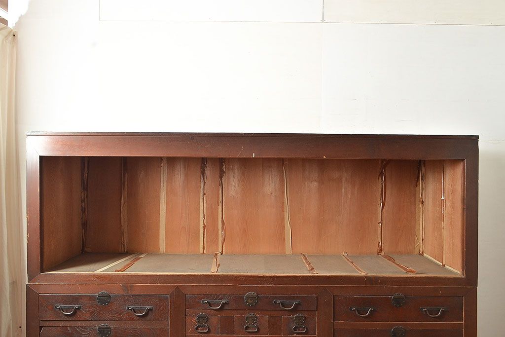 和製アンティーク　ヒノキ材・ケヤキ材　激レアサイズ!!堂々とした存在感抜群の九尺収納箪笥(水屋箪笥、夜具箪笥、布団箪笥、キャビネット、収納棚)(R-048768)