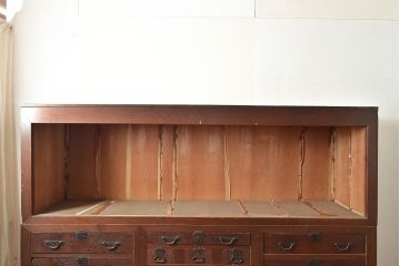 和製アンティーク　ヒノキ材・ケヤキ材　激レアサイズ!!堂々とした存在感抜群の九尺収納箪笥(水屋箪笥、夜具箪笥、布団箪笥、キャビネット、収納棚)(R-048768)