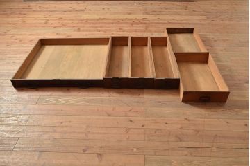 和製アンティーク　ヒノキ材・ケヤキ材　激レアサイズ!!堂々とした存在感抜群の九尺収納箪笥(水屋箪笥、夜具箪笥、布団箪笥、キャビネット、収納棚)(R-048768)