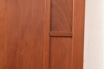 アンティーク建具　昭和初期　秋田杉　ケヤキ材をアクセントにした、おしゃれなデザインの木製扉(ドア、建具)(R-048771)