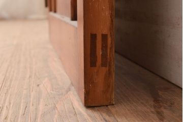 アンティーク建具　昭和初期　秋田杉　ケヤキ材をアクセントにした、おしゃれなデザインの木製扉(ドア、建具)(R-048771)