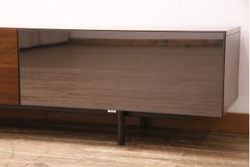 展示品　極美品　Cassinaixc.(カッシーナイクスシー)　BREATH(ブレス)　インブイア材の温もり漂うシアターボード(テレビ台、ローボード)(定価約63万5千円)(R-048774)