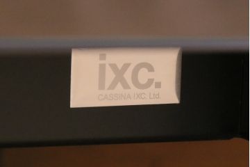 展示品　極美品　Cassinaixc.(カッシーナイクスシー)　BREATH(ブレス)　インブイア材の温もり漂うシアターボード(テレビ台、ローボード)(定価約63万5千円)(R-048774)