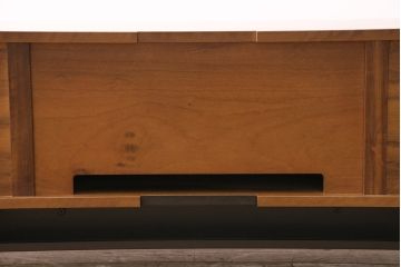 展示品　極美品　Cassinaixc.(カッシーナイクスシー)　BREATH(ブレス)　インブイア材の温もり漂うシアターボード(テレビ台、ローボード)(定価約63万5千円)(R-048774)