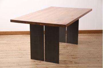 美品　arflex(アルフレックス)　Riva(リーヴァ)製　NATURA(ナチュラ)　モダンなダイニングテーブル(定価約55万円)(R-048775)