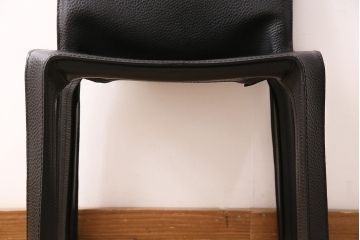 展示品　極美品　カッシーナ(Cassina)　絶版品　2016年製　キャブアームレスチェア　412CAB-Cチェア(定価約15万円)(椅子、イス)(R-048779)