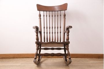 中古　九州民芸家具　ゆったりとした時間を過ごせる、贅沢なロッキングチェア(アームチェア、椅子)(R-048782)