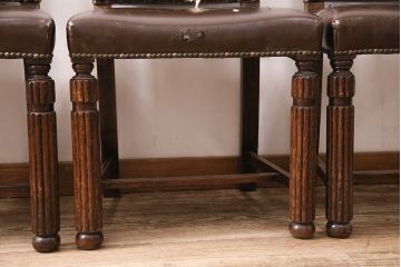 アンティーク家具　ベルギー　オーク材　ジャンクスタイルの空間づくりにおすすめなチェア4脚セット(ダイニングチェア、椅子)(R-048784)
