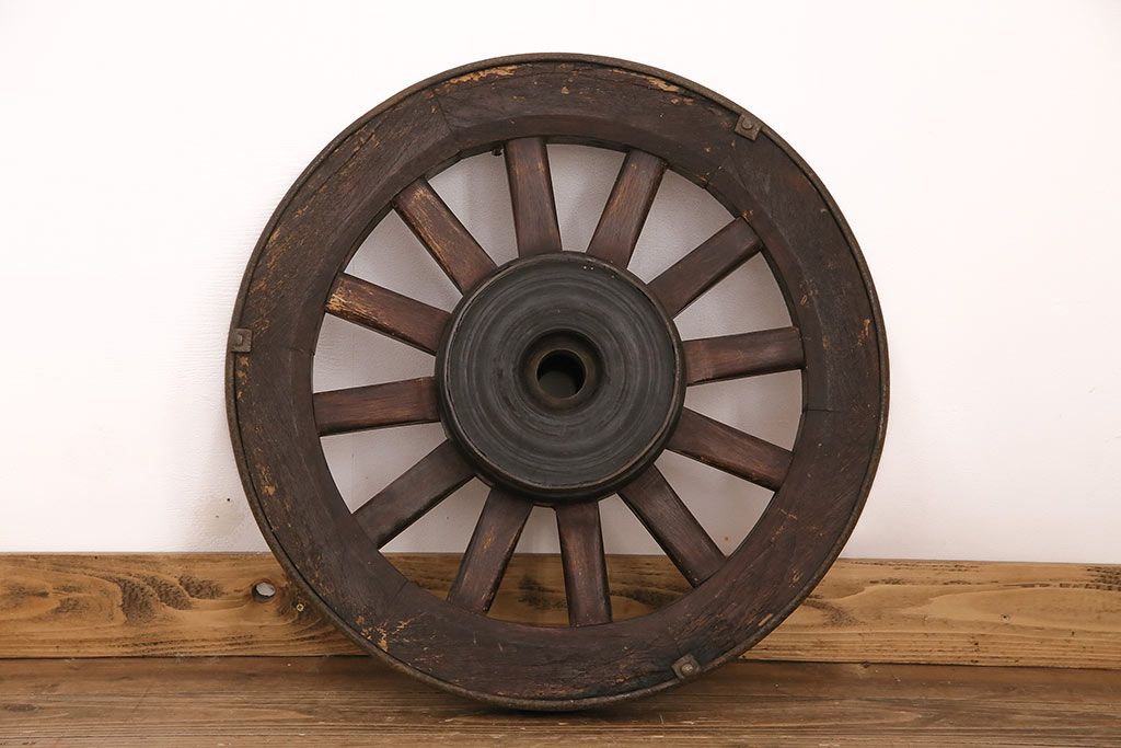 アンティーク雑貨　大八車　趣溢れる佇まいが魅力的な木製車輪(ディスプレイ、ガーデニング雑貨)(R-048786)