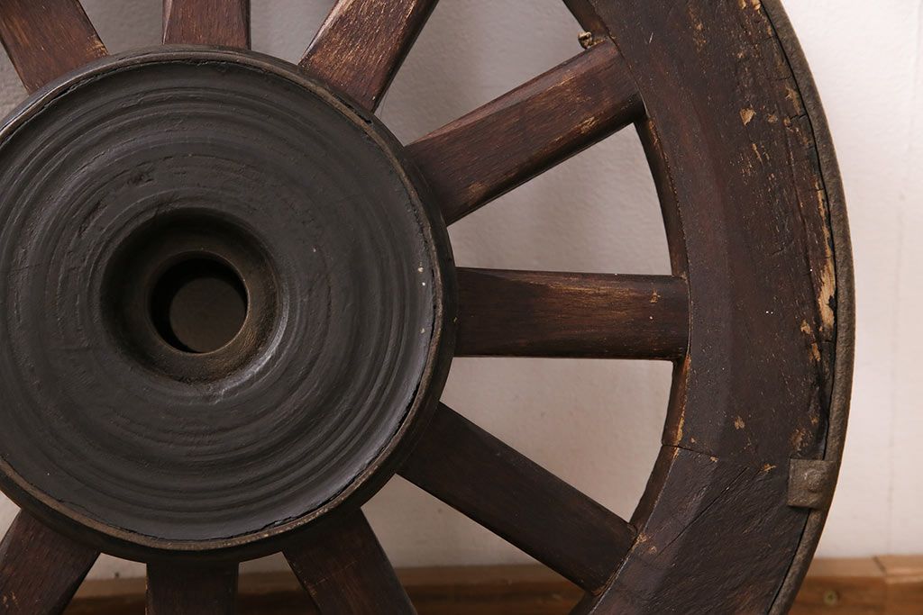 アンティーク雑貨　大八車　趣溢れる佇まいが魅力的な木製車輪(ディスプレイ、ガーデニング雑貨)(R-048786)