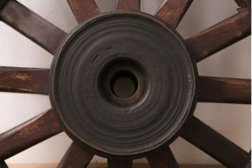 アンティーク雑貨　大八車　趣溢れる佇まいが魅力的な木製車輪(ディスプレイ、ガーデニング雑貨)(R-048786)