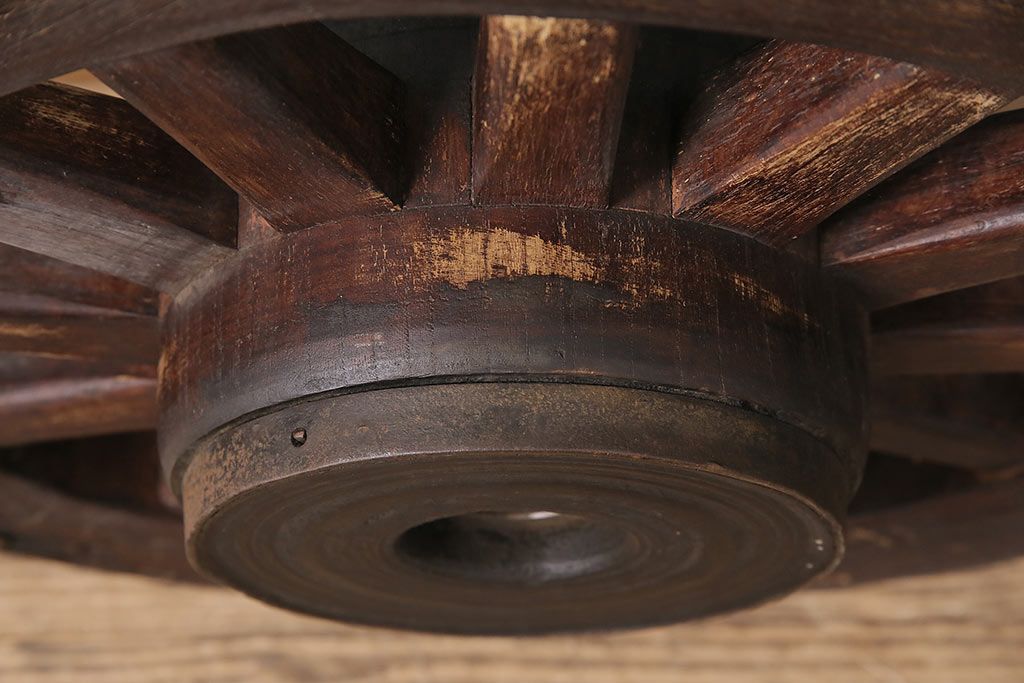 アンティーク雑貨　大八車　趣溢れる佇まいが魅力的な木製車輪(ディスプレイ、ガーデニング雑貨)(R-048786)