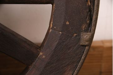 アンティーク雑貨　大八車　趣溢れる佇まいが魅力的な木製車輪(ディスプレイ、ガーデニング雑貨)(R-048786)