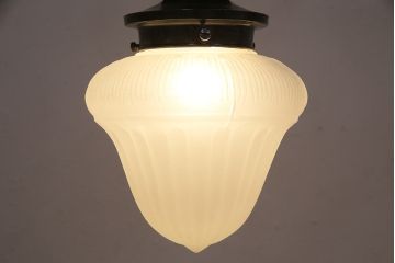 アンティーク照明　ブラケットのデザインが格好いいペンダントライト(天井照明、吊り下げ照明)(R-048795)