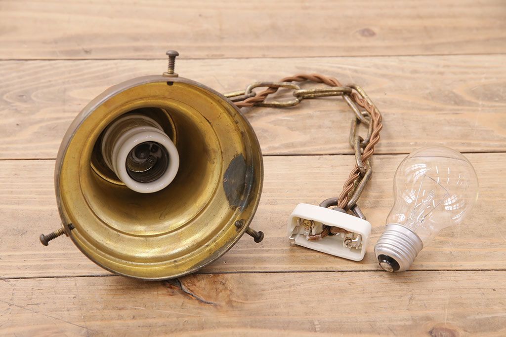 アンティーク照明　ブラケットの風合いがおしゃれなペンダントライト(天井照明、吊り下げ照明)(R-048796)