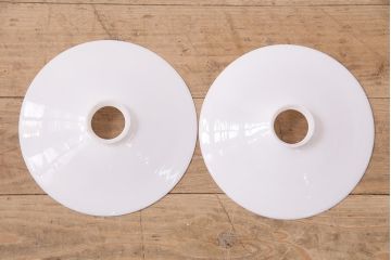 アンティーク照明　戦前　昭和レトロな味わいを感じる平笠シェードのペンダントライト2個セット(R-048798)