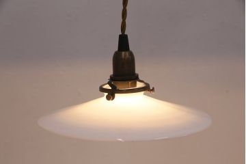 アンティーク照明　レトロな空間づくりにおすすめ!平笠シェードの吊り下げ照明2個セット(ペンダントライト、天井照明、電笠)(R-048800)