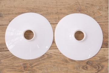 アンティーク照明　戦前　どこか懐かしさが漂う平笠シェードのペンダントライト2個セット(R-048801)