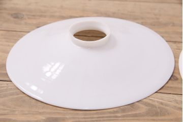 アンティーク照明　戦前　どこか懐かしさが漂う平笠シェードのペンダントライト2個セット(R-048801)