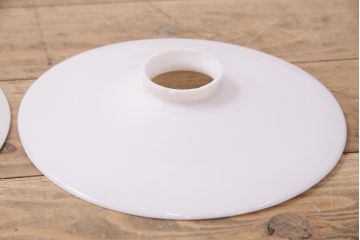 アンティーク照明　戦前　どこか懐かしさが漂う平笠シェードのペンダントライト2個セット(R-048801)