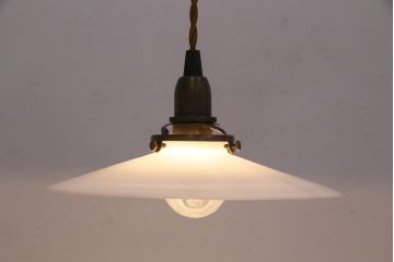 アンティーク照明　レトロな空間づくりにおすすめ!平笠シェードの吊り下げ照明(ペンダントライト、天井照明、電笠)(R-048802)