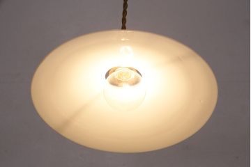 アンティーク照明　レトロな空間づくりにおすすめ!平笠シェードの吊り下げ照明(ペンダントライト、天井照明、電笠)(R-048802)