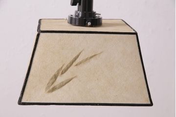 和製アンティーク　和紙風のデザインがお洒落!笹の葉と紅葉が浮かび上がる天井照明(吊り下げ照明、ペンダントライト、シェード)(R-048804)