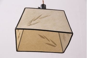 和製アンティーク　和紙風のデザインがお洒落!笹の葉と紅葉が浮かび上がる天井照明(吊り下げ照明、ペンダントライト、シェード)(R-048804)