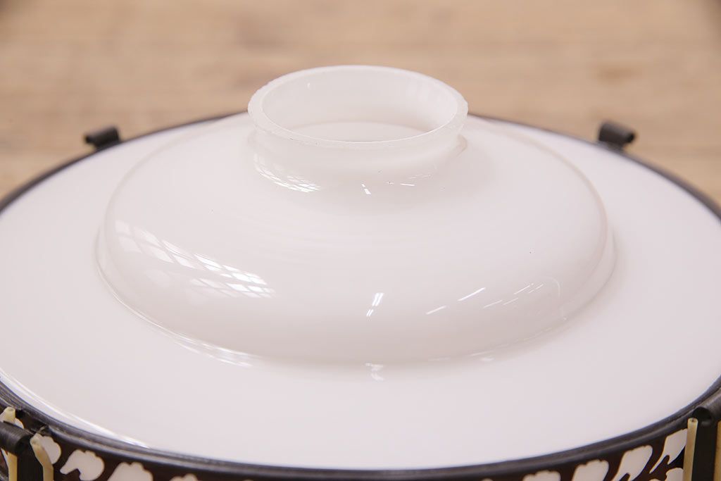 アンティーク照明　セルロイド装飾がおしゃれ!昭和レトロな雰囲気が漂う天井照明(吊り下げ照明、ペンダントライト、シェード)(R-048805)