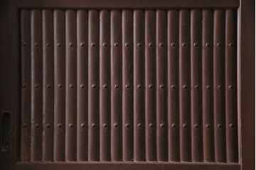 和製アンティーク　ヒノキ材　渋い和の雰囲気を醸し出す、明治大正期の水屋箪笥(重ね箪笥、食器棚、キャビネット、収納棚)(R-048812)