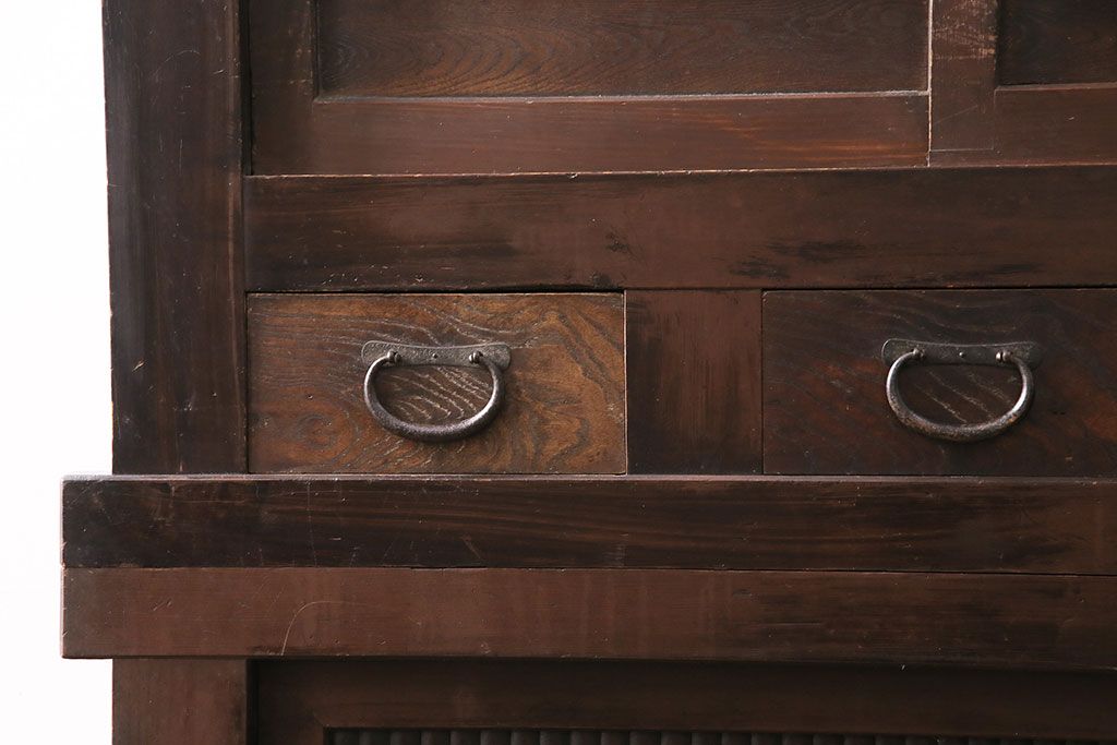 和製アンティーク　ヒノキ材　渋い和の雰囲気を醸し出す、明治大正期の水屋箪笥(重ね箪笥、食器棚、キャビネット、収納棚)(R-048812)