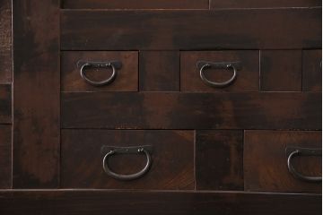 和製アンティーク　ヒノキ材　渋い和の雰囲気を醸し出す、明治大正期の水屋箪笥(重ね箪笥、食器棚、キャビネット、収納棚)(R-048812)