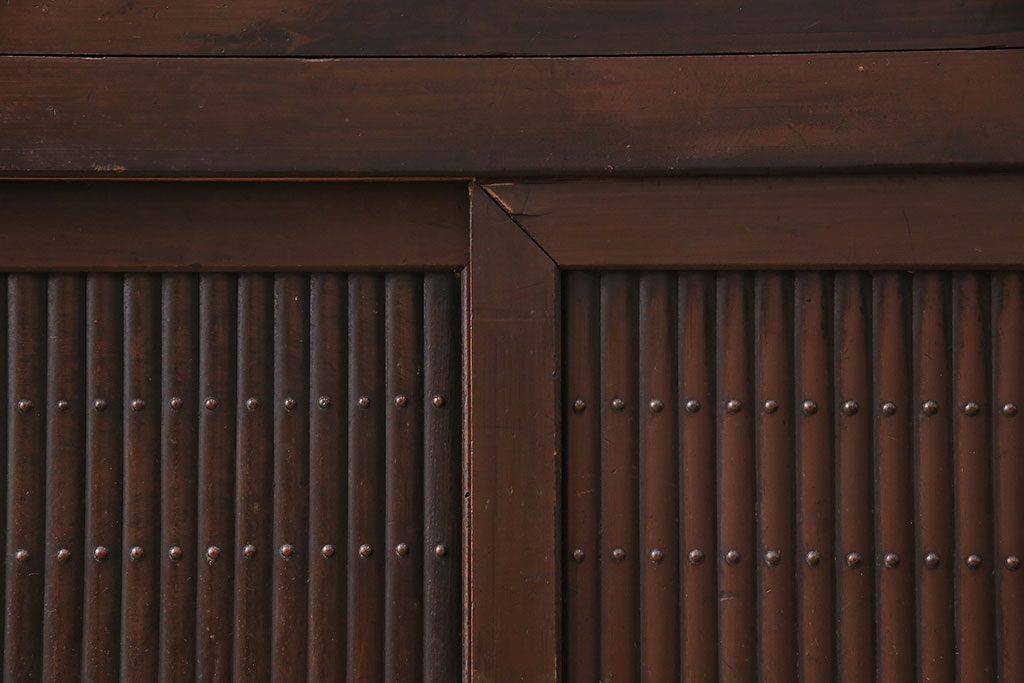 和製アンティーク　ヒノキ材　渋い和の雰囲気を醸し出す、明治大正期の水屋箪笥(重ね箪笥、食器棚、キャビネット、収納棚)(R-048812)