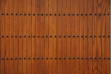 中古　民芸家具　総ニレ無垢材　凛とした佇まいが魅力的な水屋箪笥(重ね箪笥、収納棚、戸棚)(R-048815)