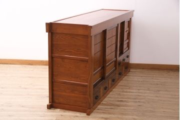 中古　民芸家具　総ニレ無垢材　丁寧な作り込みが見事なサイドボード(水屋箪笥、収納棚ド、戸棚)(R-048816)
