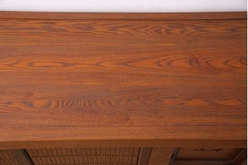中古　民芸家具　総ニレ無垢材　丁寧な作り込みが見事なサイドボード(水屋箪笥、収納棚ド、戸棚)(R-048816)