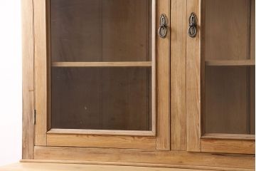 イギリスアンティーク　温もり溢れる空間づくりにぴったりのパイン材製のキャビネット(食器棚、戸棚、カップボード)(R-048818)